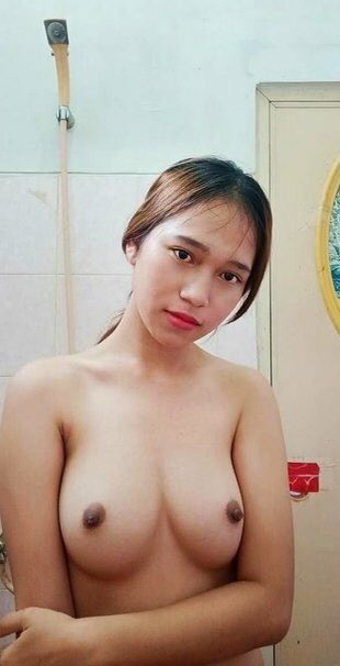 รูปโป๊ไทย ภาพโป๊สาวนมใหญ่หลังอาบน้ำโชว์นมยั่วๆโคตรสวยนมใหญ่มาก รูปโป้ทางบ้าน ภาพสาวนมใหญ่โชว์นมน่าเย็ดมาก