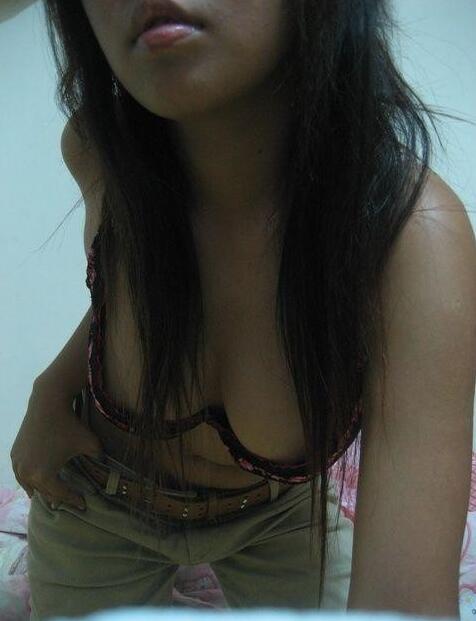 เซลฟี่ของหญิงสาว [10P]