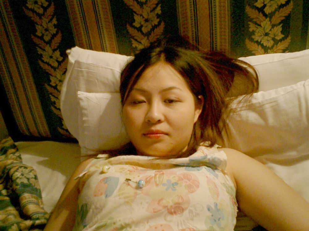 หน้าอกอวบอิ่มราวกับหยกที่ทำจากหิมะ ก้นก็มีเสน่ห์มาก[23P]
