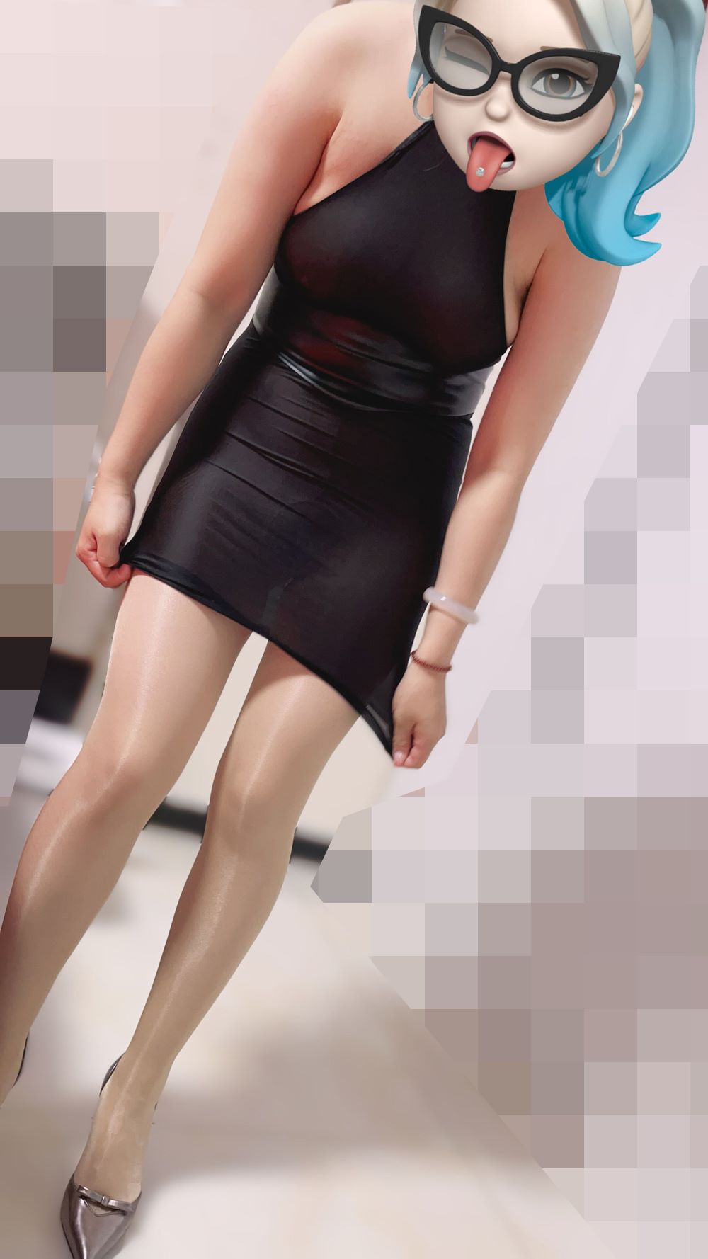 หญิงสาวที่มีหน้าอกใหญ่และหีเซ็กซี่รั่วออกมาจากทางเดินและหีที่สวยงามของเธอก็พร้อมที่จะเลียแล้ว【21p】
