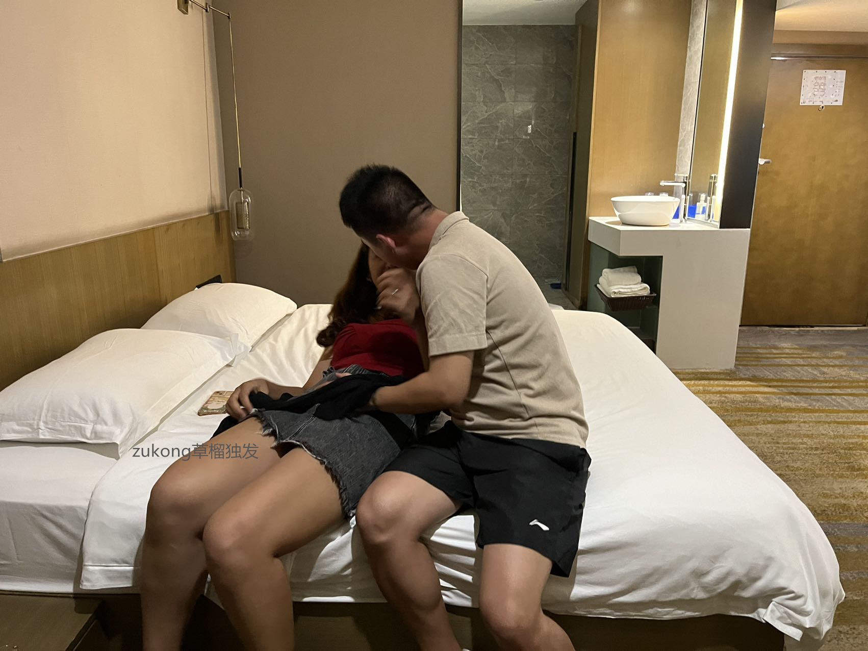 [ต้นฉบับ] [ชมรมภรรยาควบคุมเท้า] เมืองฝอซาน กวางตุ้ง พี่สะใภ้ของฉันที่เดินทางไปฉงชิ่งจะไม่พลาดโอกาสที่จะได้ลิ้มรสคนโสดในท้องถิ่นอย่างแน่นอน ฉันสงสัยว่าหลังจากกินหม้อไฟแล้วจะมีรสชาติเผ็ดเมื่อชิมหรือไม่ ขลุ่ย [17P]