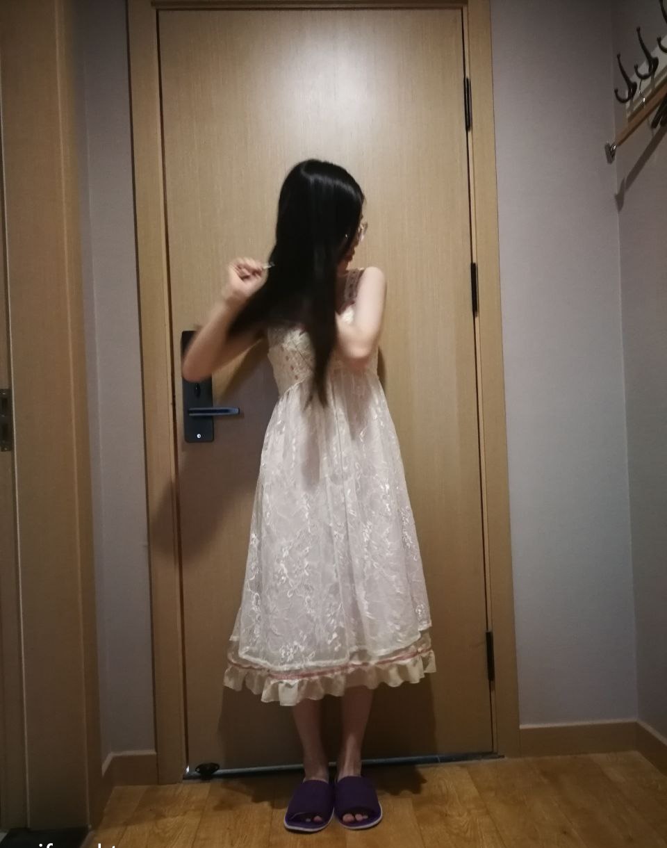 สาวซนใส่แว่น [18P]