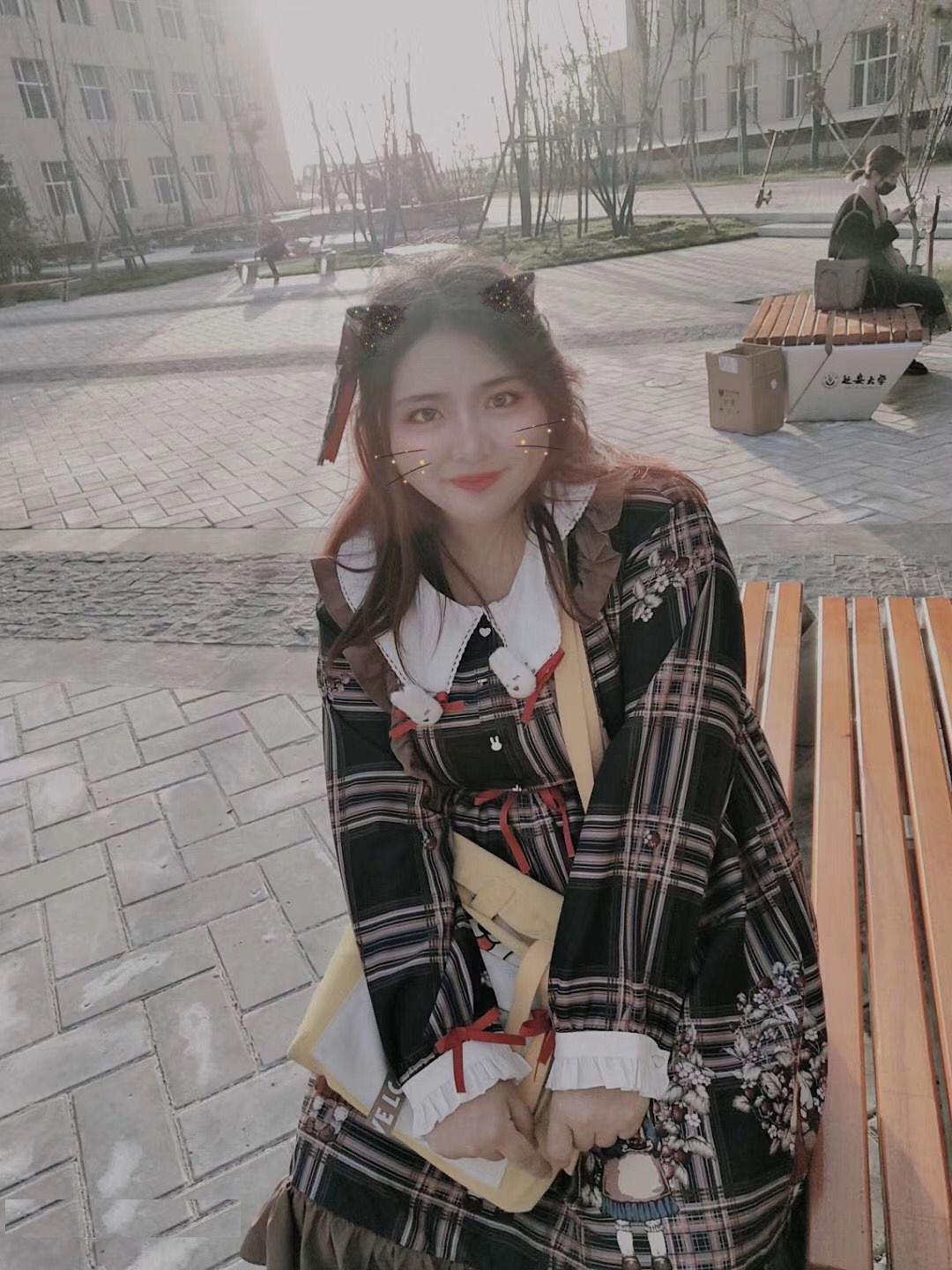 การฝังหัวของคุณไว้ที่หน้าอกของเธอรู้สึกอย่างไร[11P]