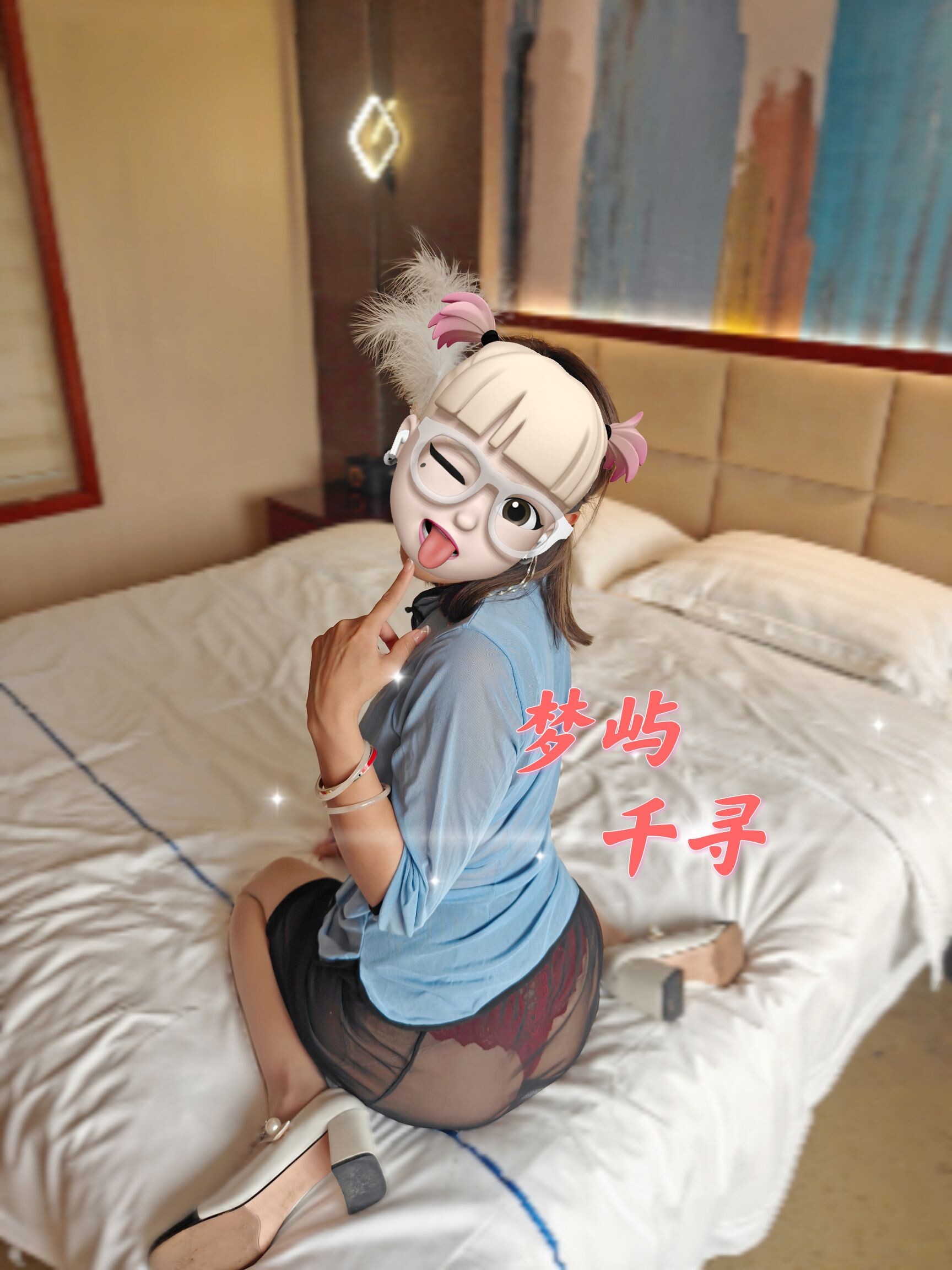 [ต้นฉบับ Mengyu Qianxun] ผู้มาใหม่เปิดตัวครั้งแรกเลือก 0531 คู่รักหน้าตาดีภรรยาตัวน้อยน่ารักในชุดทองสีแดงความปรารถนาอันบริสุทธิ์ในชุดสาวใช้ + ชุดกี่เพ้าประจำชาติแปลงร่างเป็นทาสเต็มไปด้วยความเย้ายวนใจ [33P]