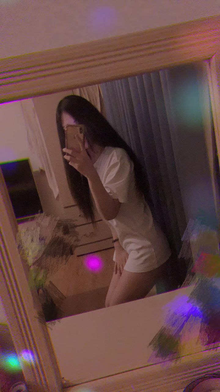 สาวสวยที่ชอบเซลฟี่ [11P]
