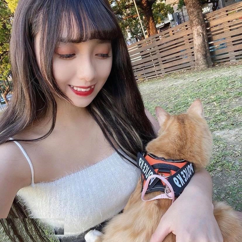หน้าอกใหญ่และก้นสวยที่สุด [14P]