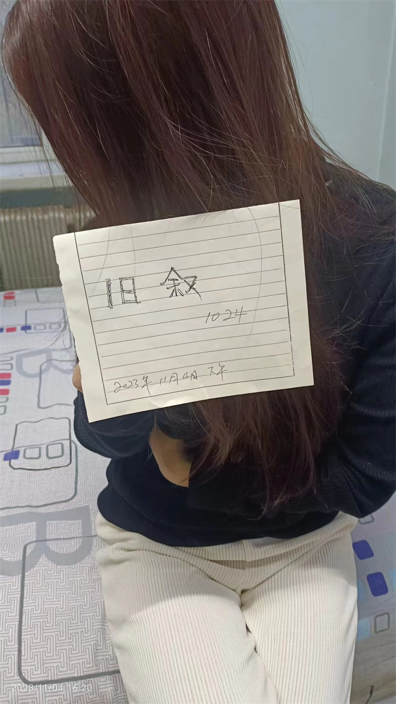 [ต้นฉบับจากอดีต] พี่สะใภ้ไร้ขนหุ่นเพรียวถูกเจาะโดยไม่ต้องใช้ถุงยางอนามัยและดึงผมออก ความคิดเห็นมากมายและการตรวจสอบด้วยลายมือ [15P]