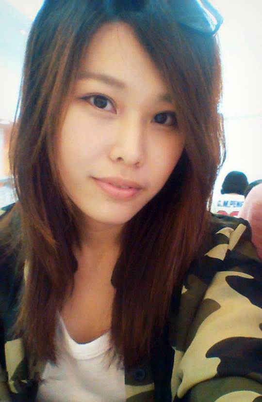 ผู้หญิงที่เป็นผู้ใหญ่และมีเสน่ห์[28P]