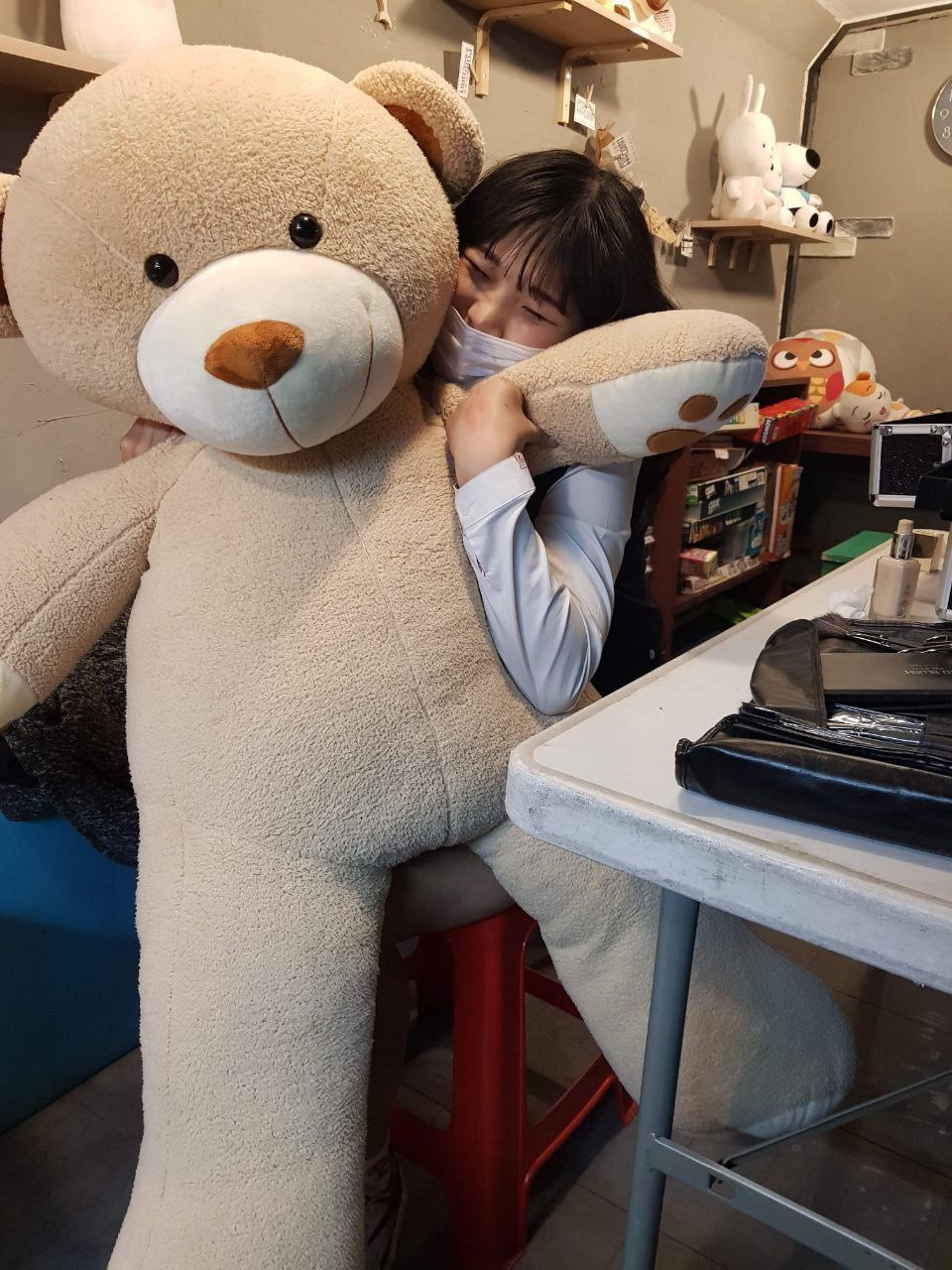 นักเรียนช่วยตัวเองและถ่ายเซลฟี่ [15P]