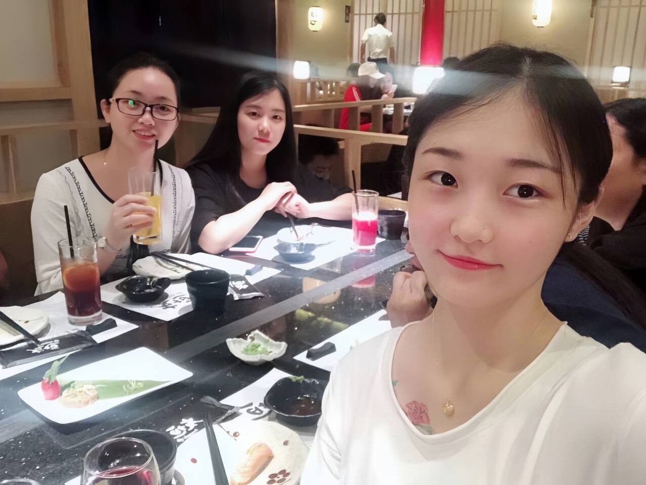 หญิงสาวแสนซนจากครอบครัวที่ดีทำให้ฉันหมกมุ่นอยู่กับเธอมาก [13P]