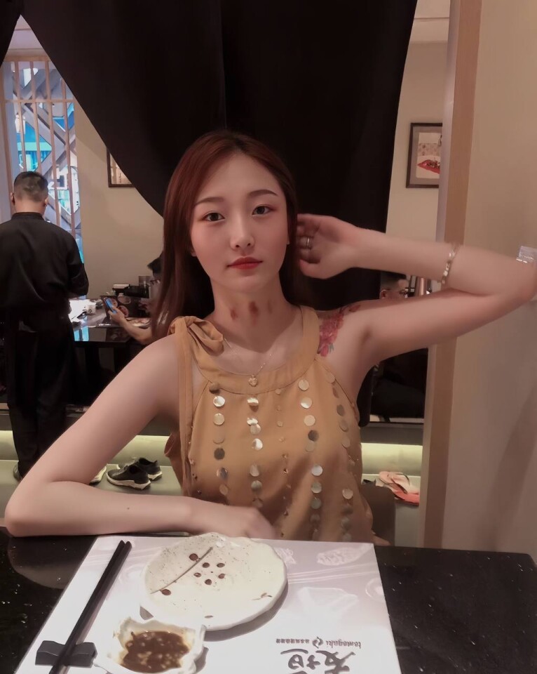หญิงสาวแสนซนจากครอบครัวที่ดีทำให้ฉันหมกมุ่นอยู่กับเธอมาก [13P]