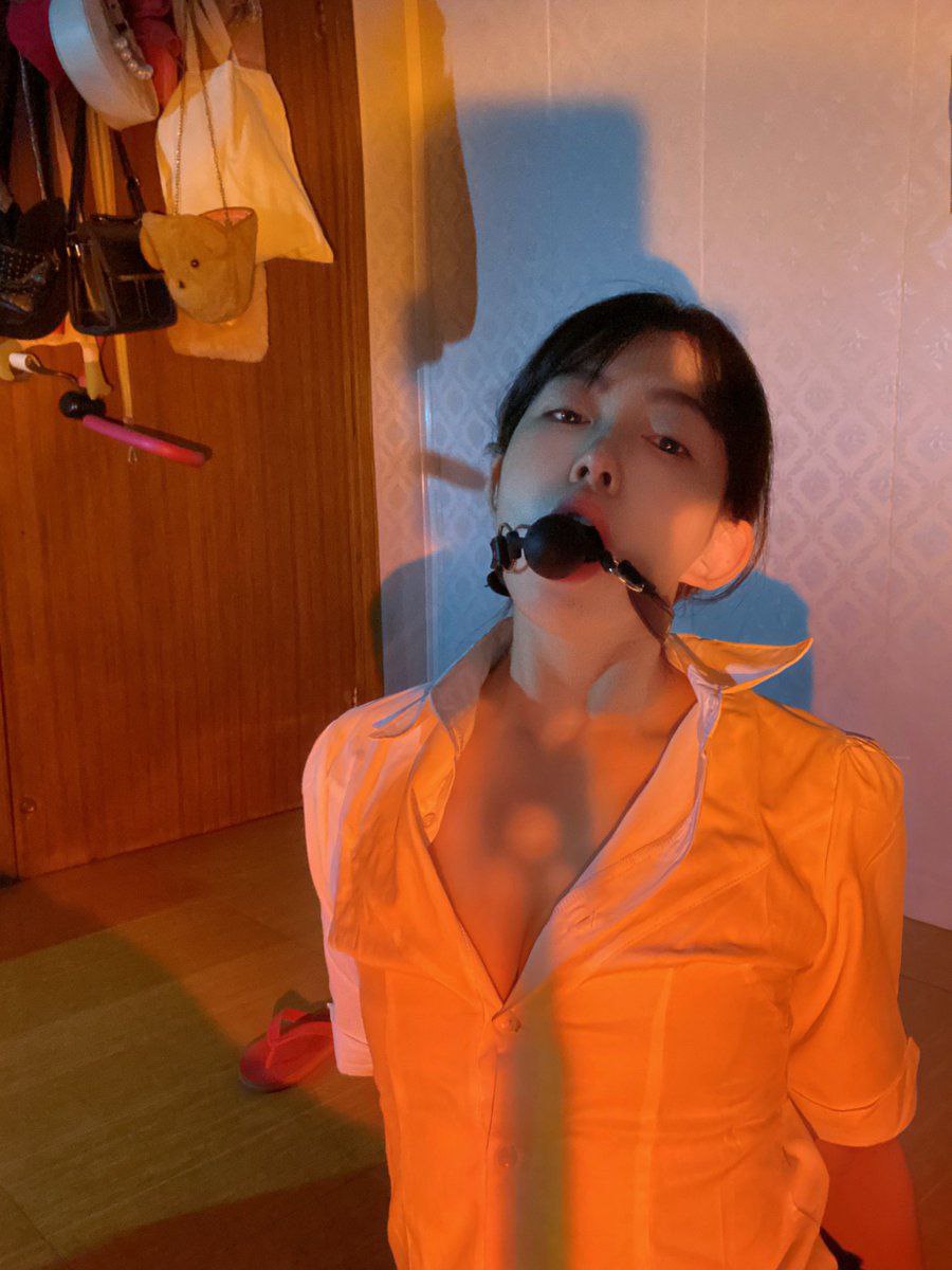 พนักงานสาวสาวโรงเรียนมีเสน่ห์มาก[19P]