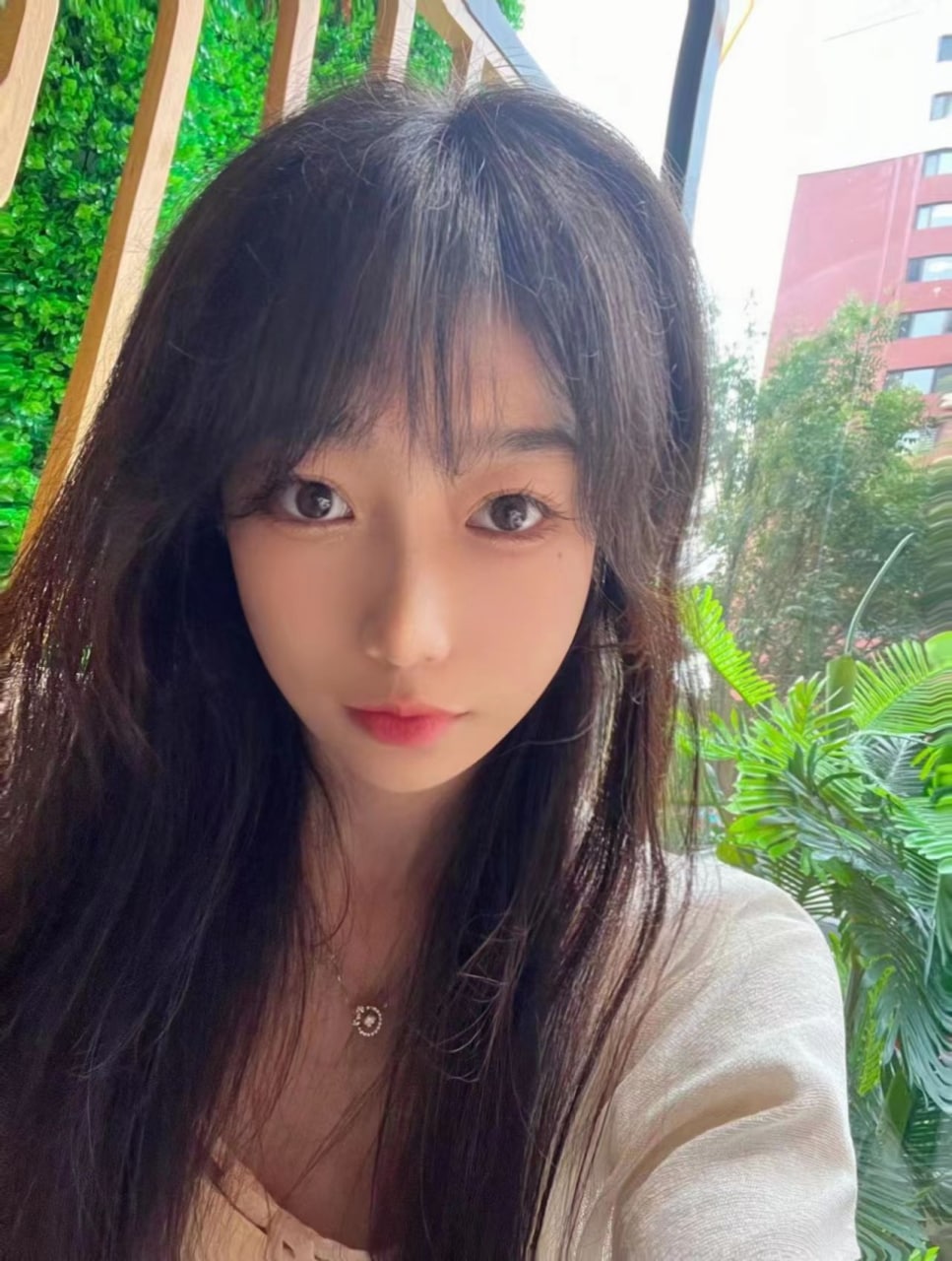 พนักงานสาวสาวโรงเรียนมีเสน่ห์มาก[19P]