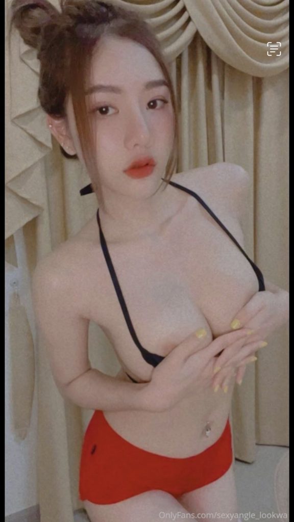 รูปโป๊น้องลูกหว้าพริ้ตตี้สาวไทยหุ่นน่าเย็ด Lookwa ถ่ายนู้ดโชว์ความเซ็กซี่พร้อมแหกหีโชว์นม ยั่วควยผู้ชาย หีเนียนหัวนมสวยแบบนี้น่าสี้ให้น้ำแตกจริงๆ